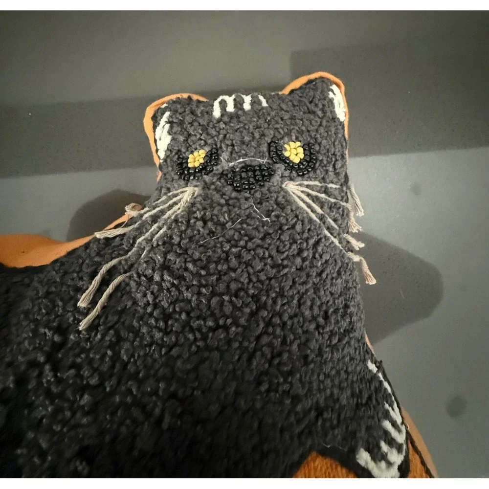 Peking Handcraft Halloween Black Cat on Pumpkin Throw Pillow Beaded Embroidered